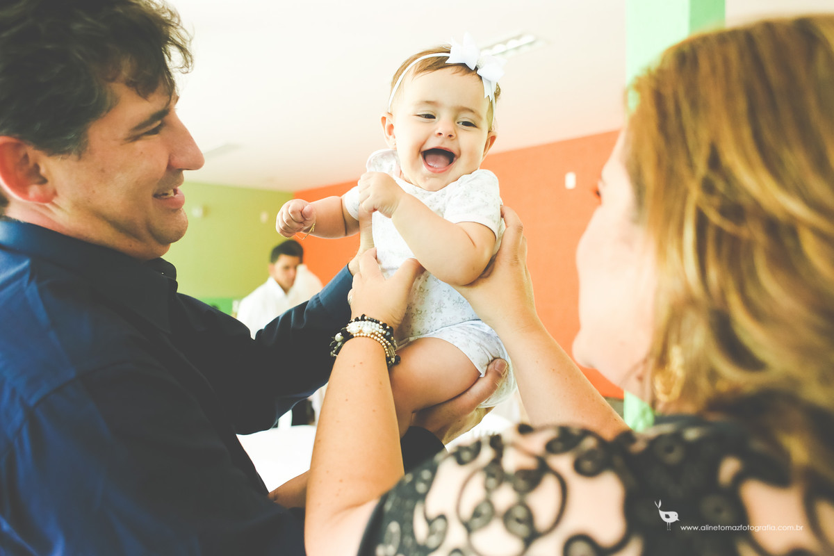 Batizado Helena, Matriz de Santana, Lavras - MG Aline Tomaz Fotografia.