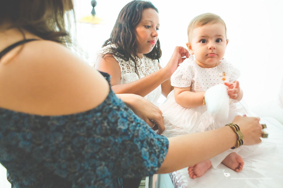 Batizado Helena, Matriz de Santana, Lavras - MG Aline Tomaz Fotografia.