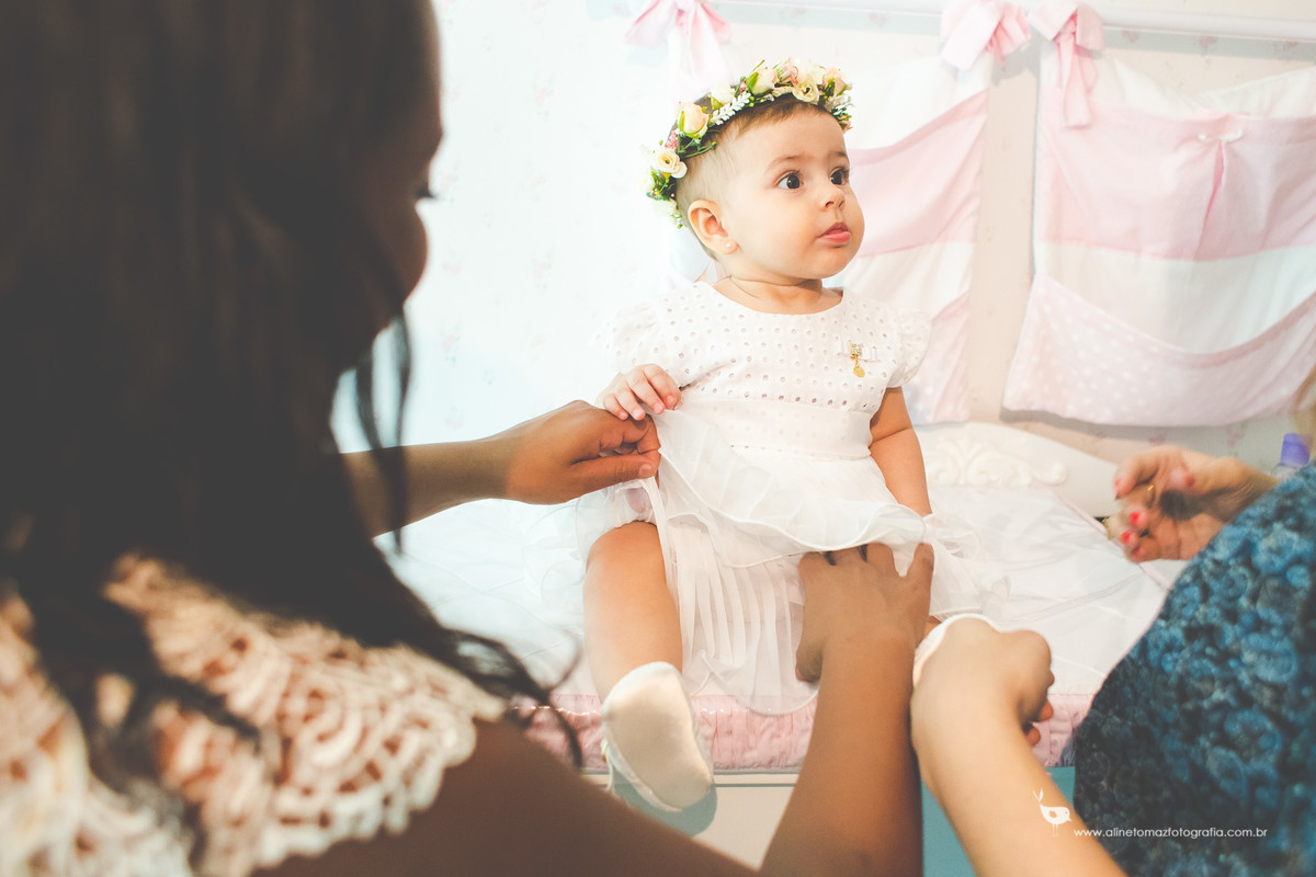 Batizado Helena, Matriz de Santana, Lavras - MG Aline Tomaz Fotografia.