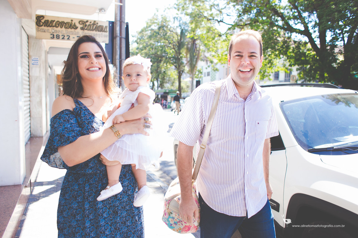 Batizado Helena, Matriz de Santana, Lavras - MG Aline Tomaz Fotografia.