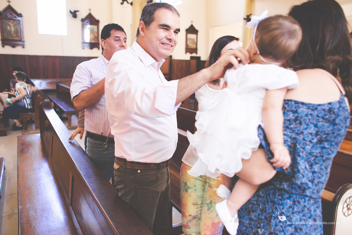 Batizado Helena, Matriz de Santana, Lavras - MG Aline Tomaz Fotografia.