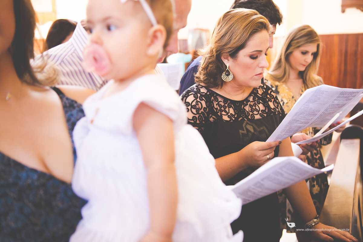 Batizado Helena, Matriz de Santana, Lavras - MG Aline Tomaz Fotografia.