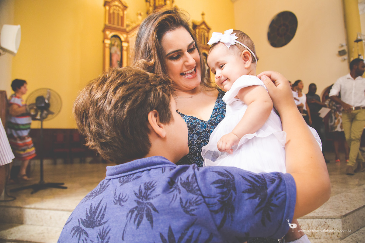 Batizado Helena, Matriz de Santana, Lavras - MG Aline Tomaz Fotografia.