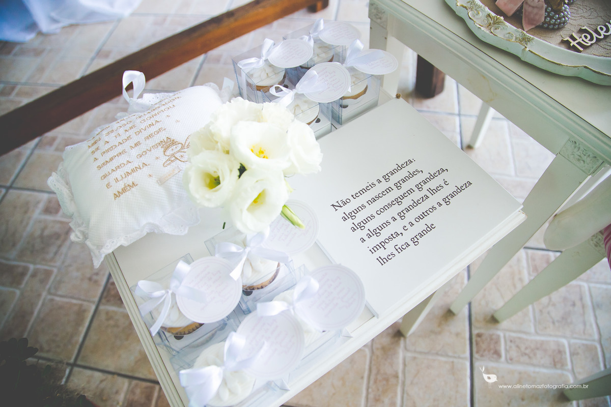 Batizado Helena, Matriz de Santana, Lavras - MG Aline Tomaz Fotografia.