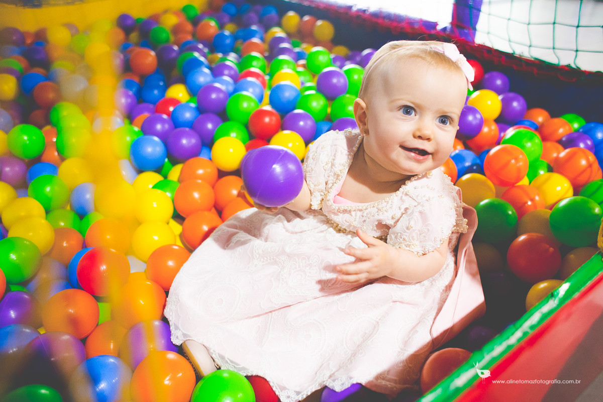 Making Off da criança, Aniversário infantil Be Happy. Lavras - MG.Beatriz 1 ano Aline Tomaz Fotografia.