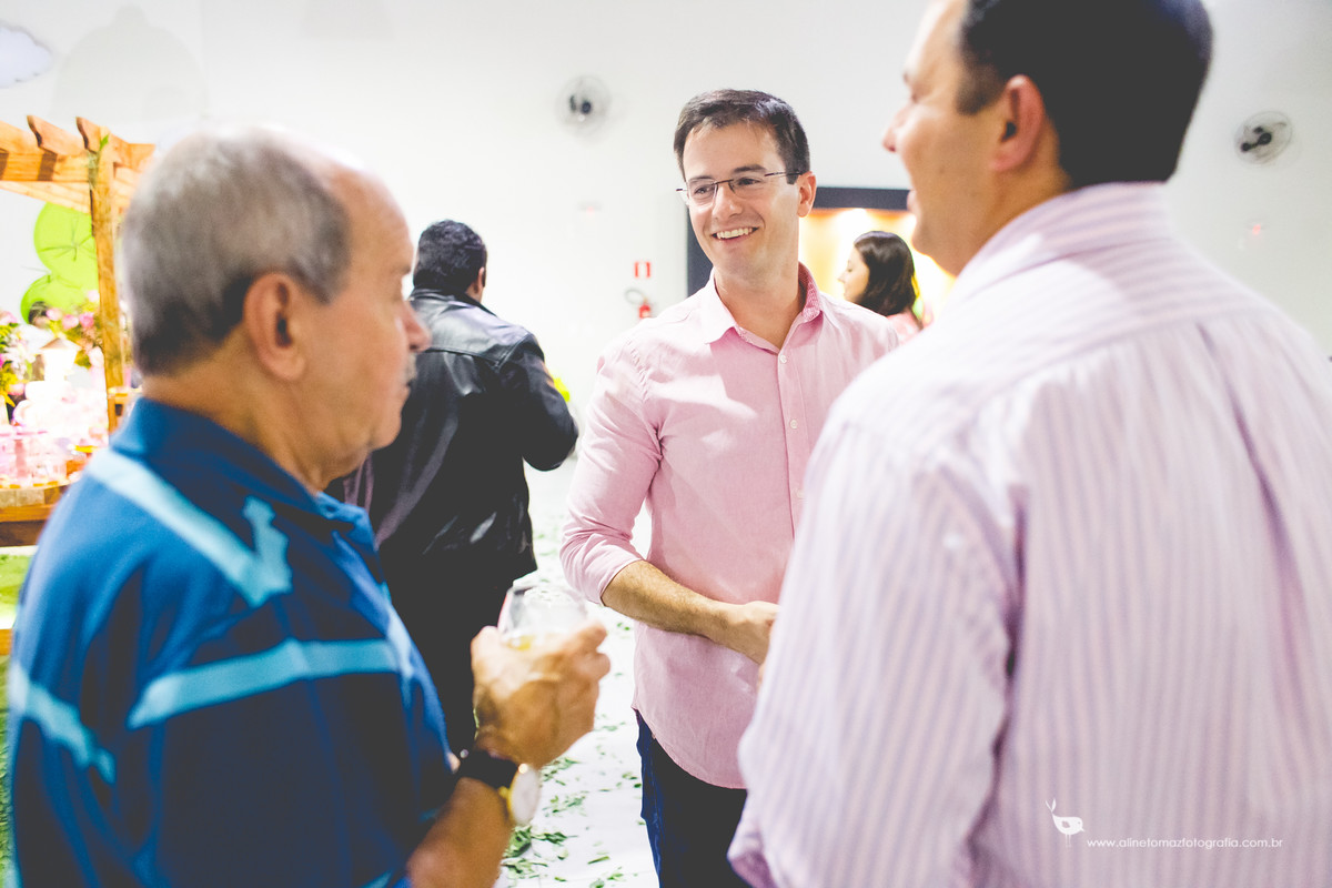 Making Off da criança, Aniversário infantil Be Happy. Lavras - MG.Beatriz 1 ano Aline Tomaz Fotografia.