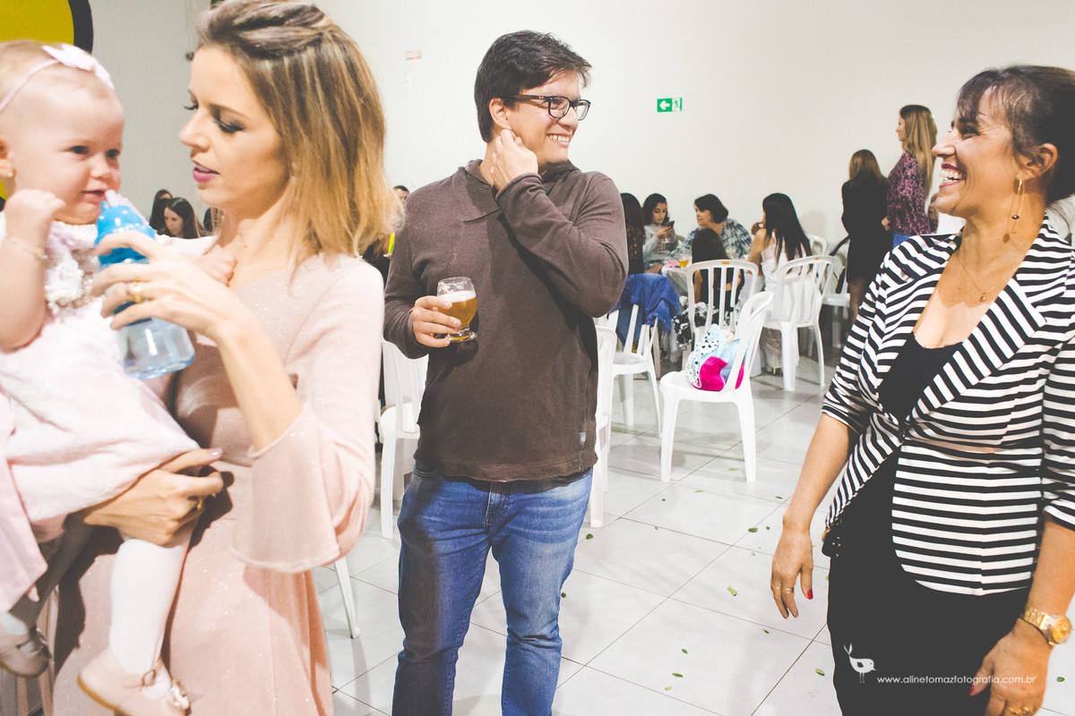 Making Off da criança, Aniversário infantil Be Happy. Lavras - MG.Beatriz 1 ano Aline Tomaz Fotografia.