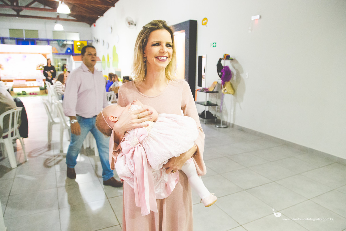 Making Off da criança, Aniversário infantil Be Happy. Lavras - MG.Beatriz 1 ano Aline Tomaz Fotografia.