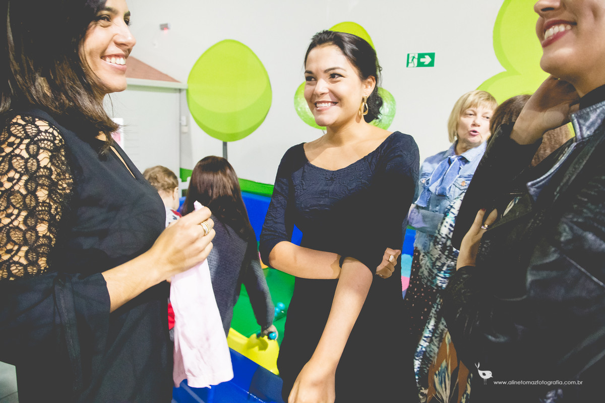 Making Off da criança, Aniversário infantil Be Happy. Lavras - MG.Beatriz 1 ano Aline Tomaz Fotografia.
