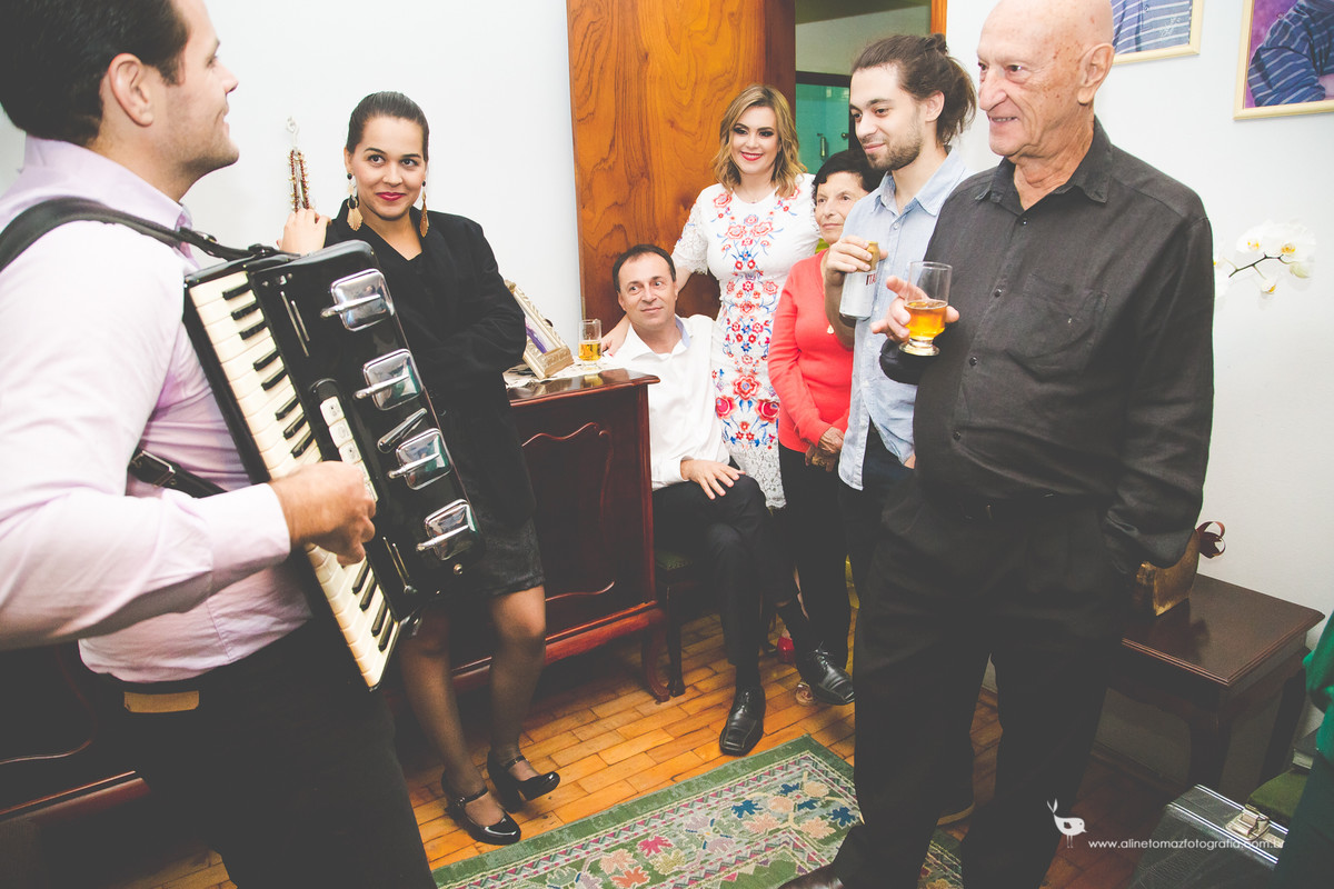 Liliene Make Up e Carlos, Bodas 25 anos casamento, Matriz de Santana, Lavras - MG, Aline Tomaz Fotografia.