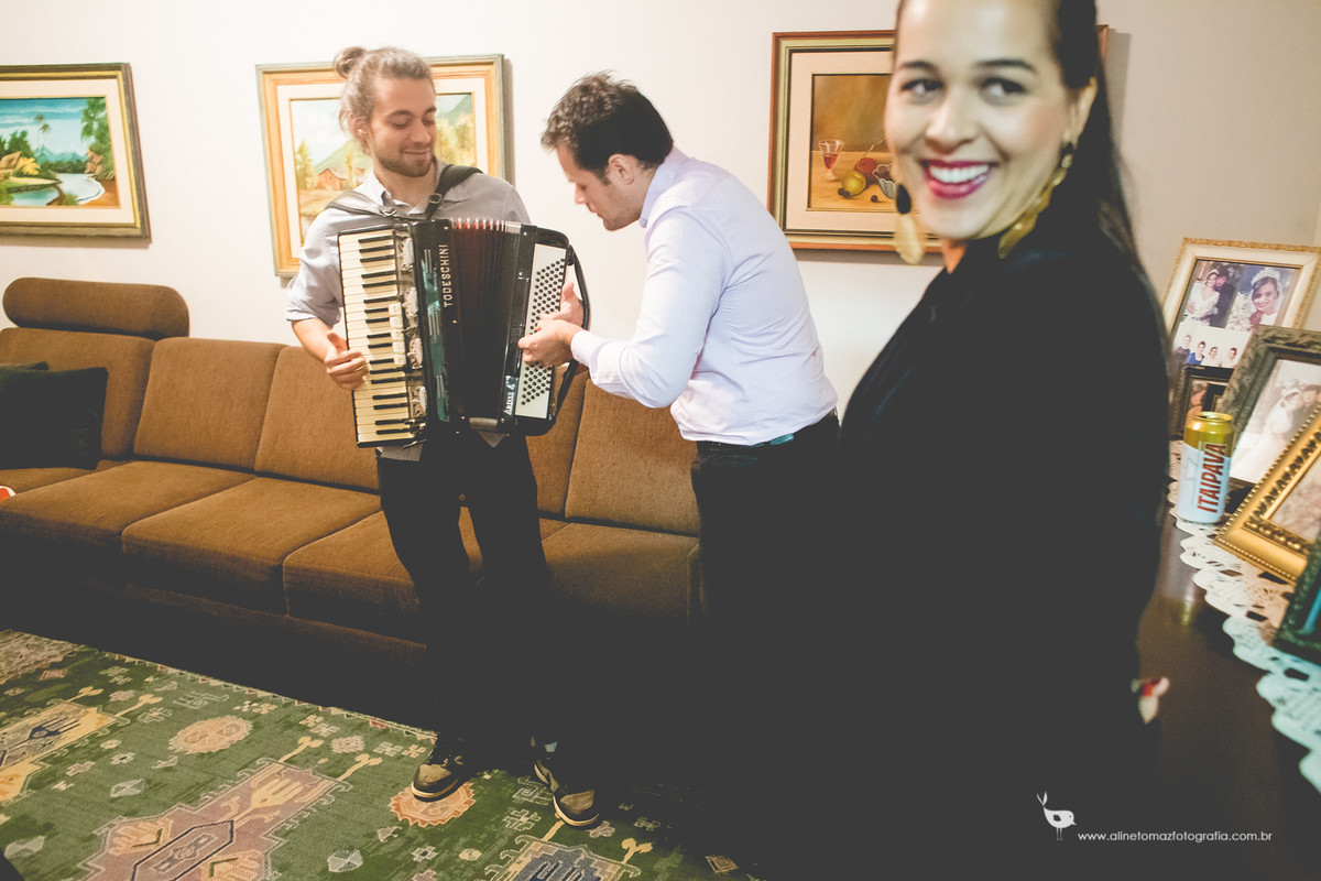 Liliene Make Up e Carlos, Bodas 25 anos casamento, Matriz de Santana, Lavras - MG, Aline Tomaz Fotografia.