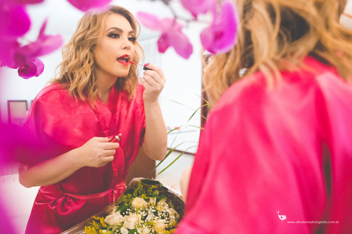 Liliene Make Up e Carlos, Bodas 25 anos casamento, Matriz de Santana, Lavras - MG, Aline Tomaz Fotografia.