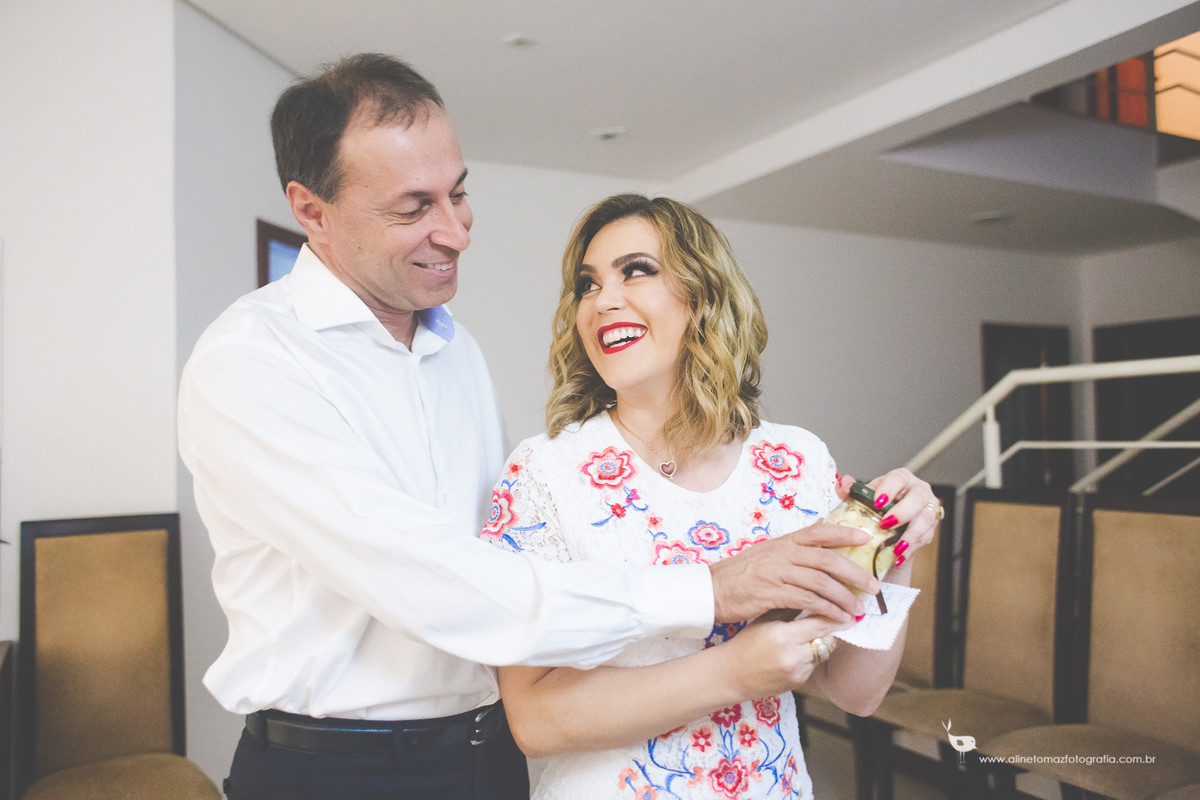 Liliene Make Up e Carlos, Bodas 25 anos casamento, Matriz de Santana, Lavras - MG, Aline Tomaz Fotografia.