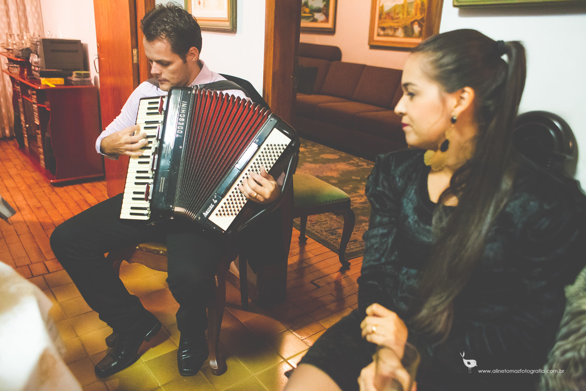 Liliene Make Up e Carlos, Bodas 25 anos casamento, Matriz de Santana, Lavras - MG, Aline Tomaz Fotografia.