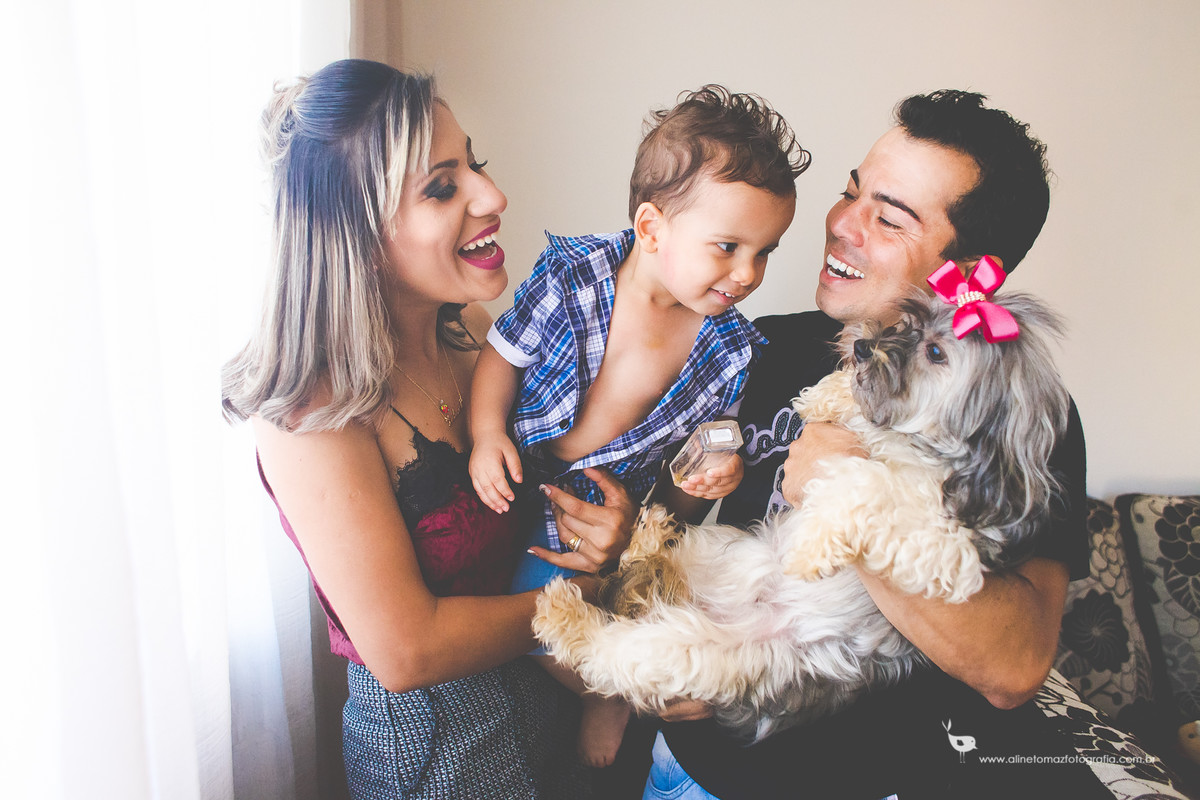 Marcelo Alves e Lidiane. Ensaio família. Ribeirão Vermelho - MG, Aline Tomaz Fotografia.