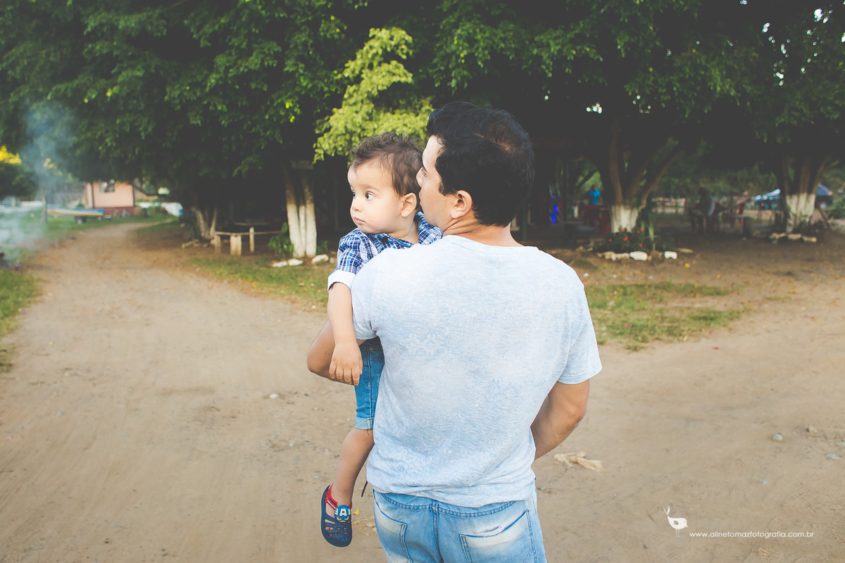 Marcelo Alves e Lidiane. Ensaio família. Ribeirão Vermelho - MG, Aline Tomaz Fotografia.