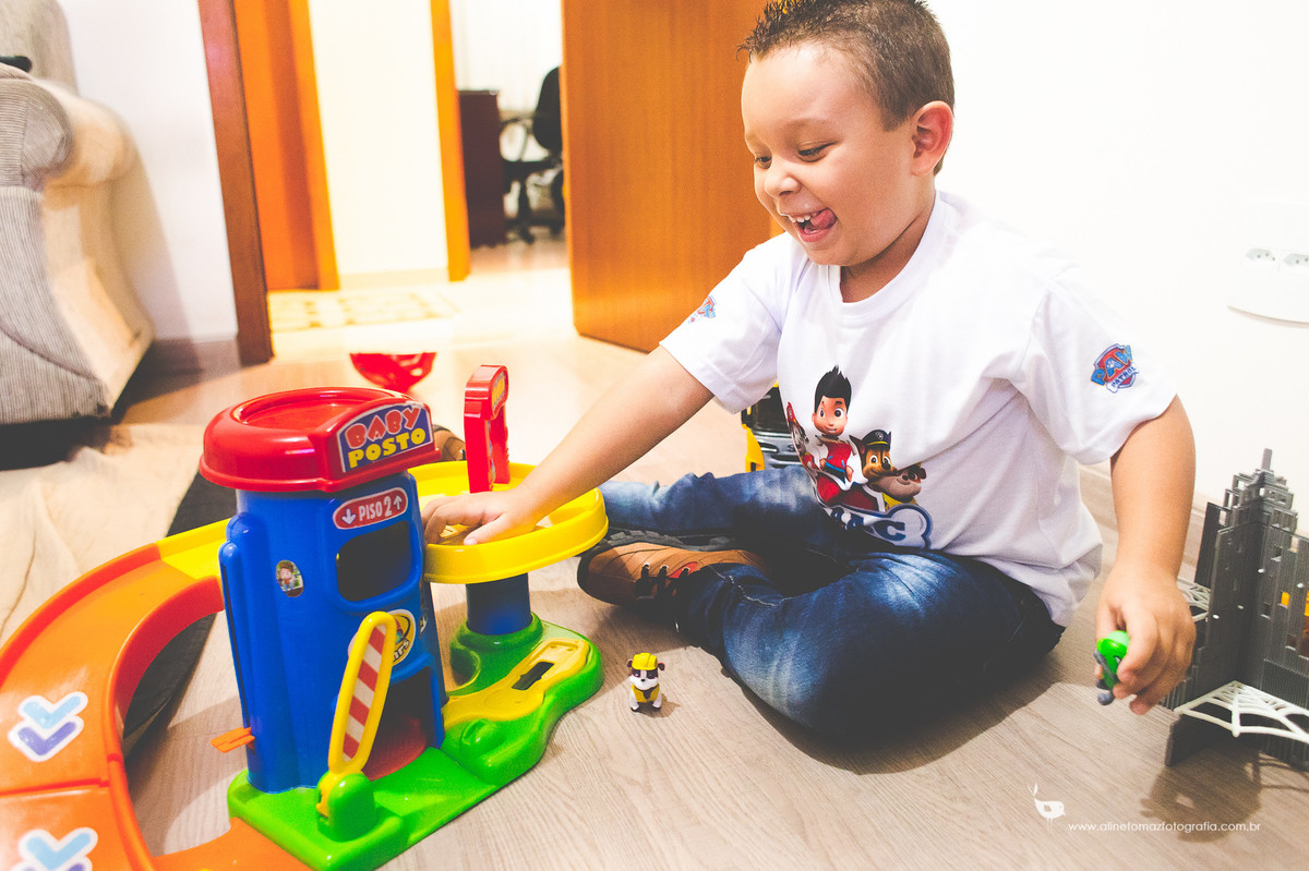 Making Off da criança. Aniversário infantil.Be Happy.Lavras MG, Aline Tomaz Fotografia
