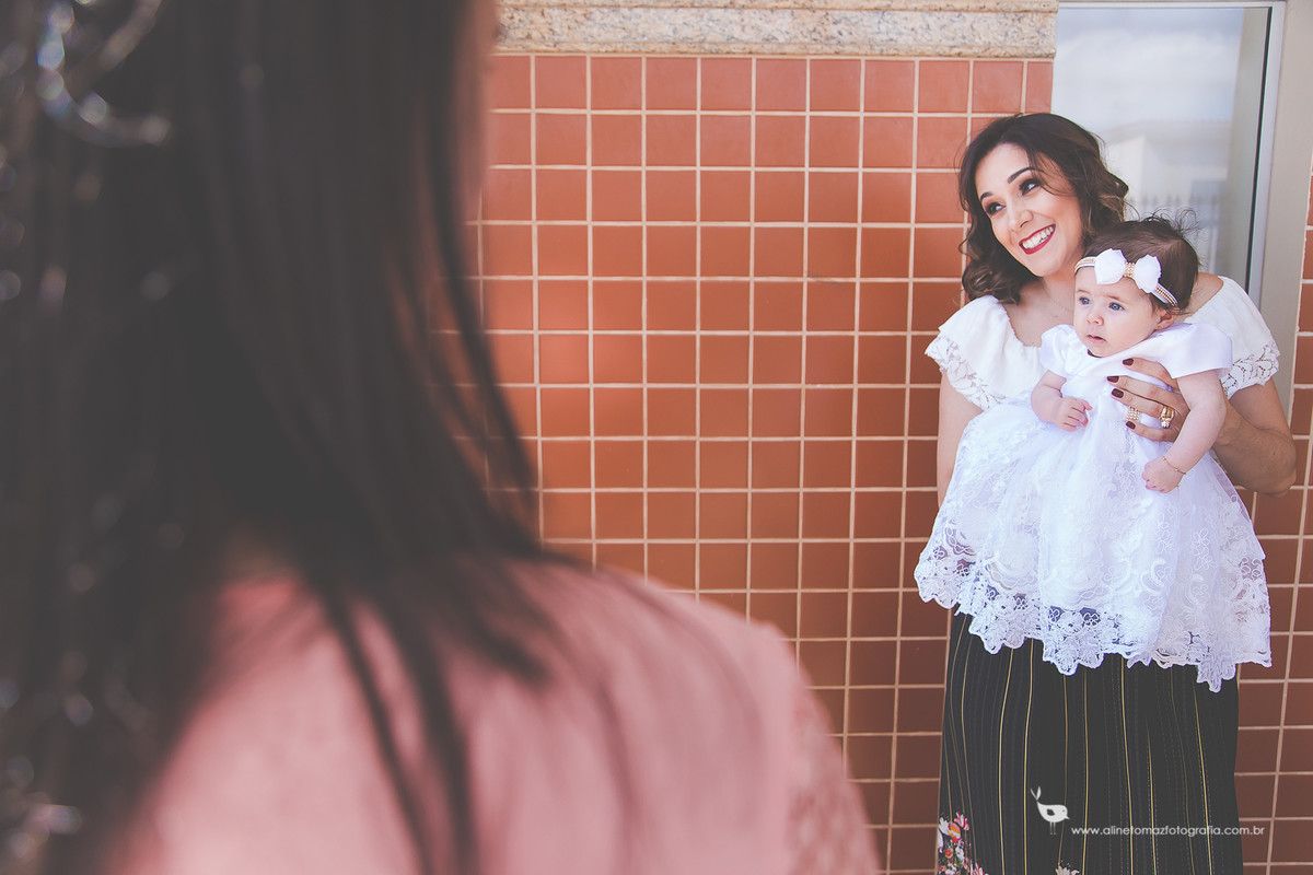 Batizado - Igreja São Sebastião - Lavras MG - Aline Tomaz Fotografia - fotógrafa de famílias