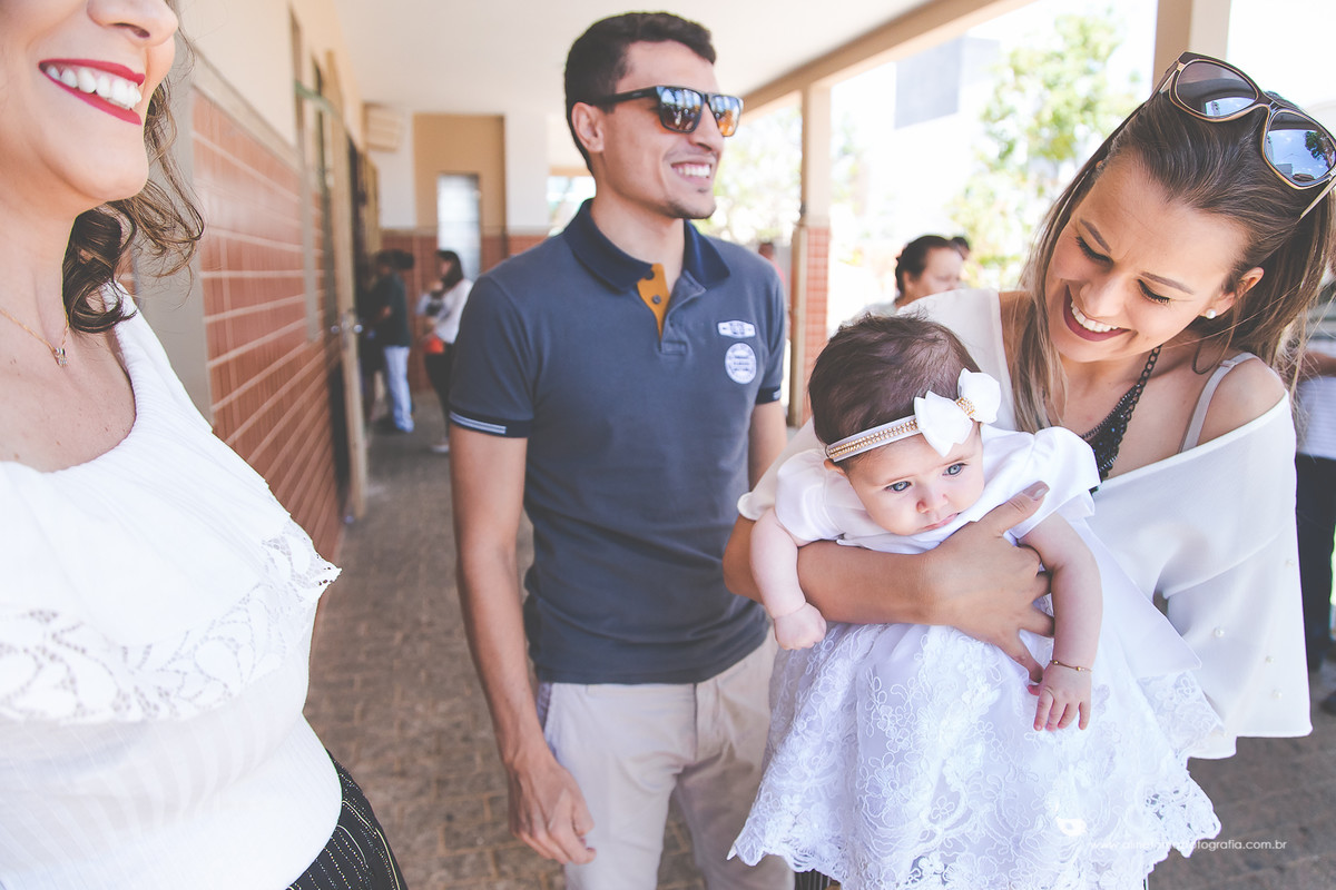 Batizado - Igreja São Sebastião - Lavras MG - Aline Tomaz Fotografia - fotógrafa de famílias