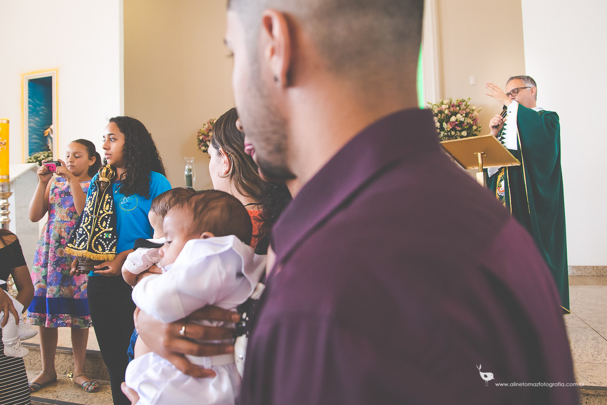 Batizado - Igreja São Sebastião - Lavras MG - Aline Tomaz Fotografia - fotógrafa de famílias