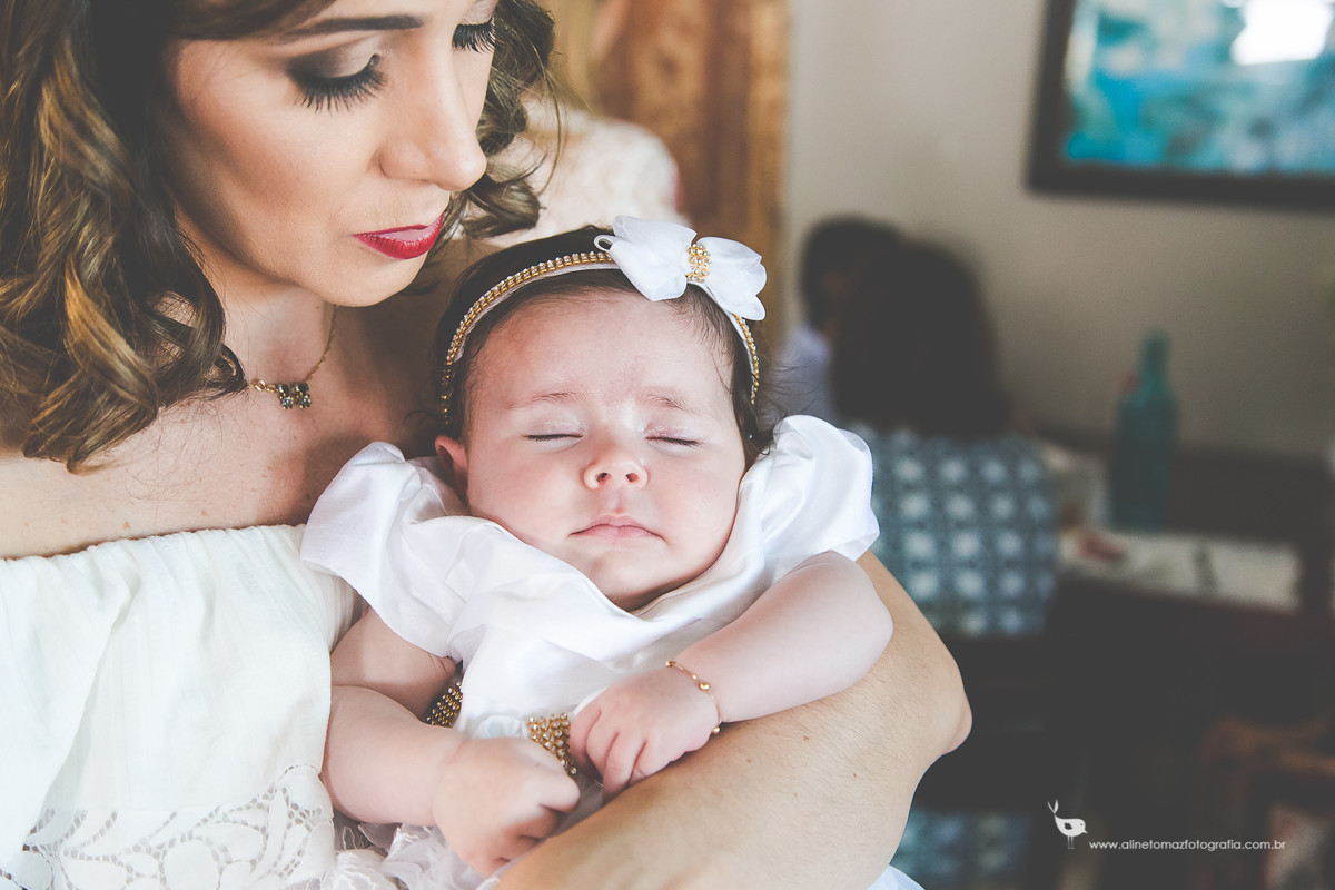 Batizado - Igreja São Sebastião - Lavras MG - Aline Tomaz Fotografia - fotógrafa de famílias