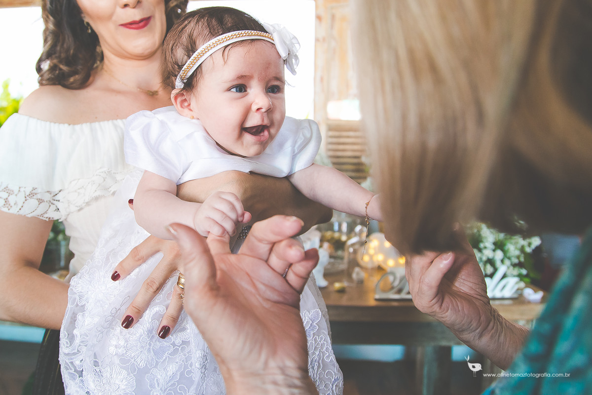 Batizado - Igreja São Sebastião - Lavras MG - Aline Tomaz Fotografia - fotógrafa de famílias