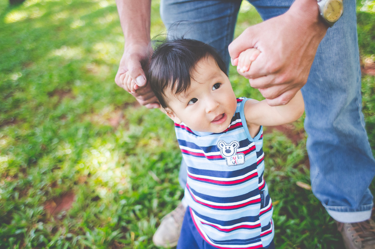 Acompanhamento do bebê Théo, Aline Tomaz Fotografia, Lavras - MG