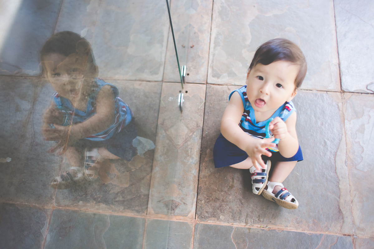 Acompanhamento do bebê Théo, Aline Tomaz Fotografia, Lavras - MG