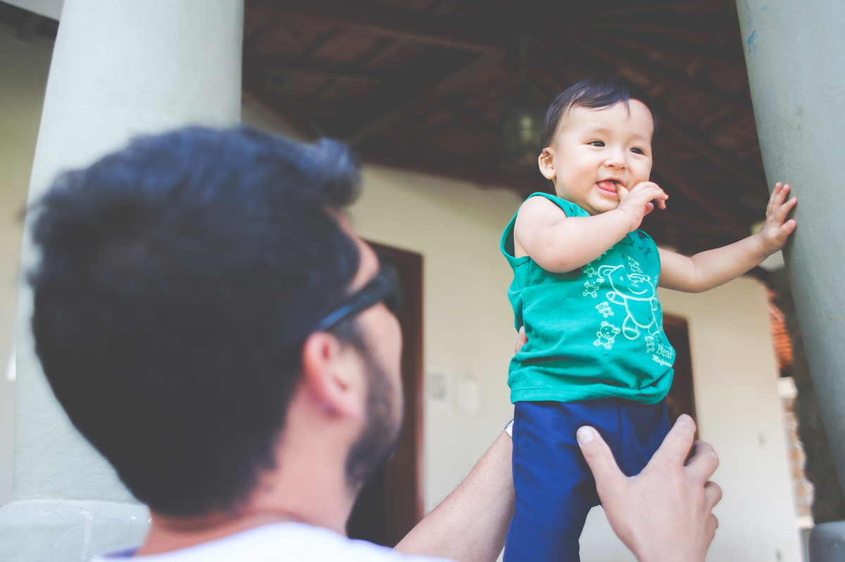 Acompanhamento do bebê Théo, Aline Tomaz Fotografia, Lavras - MG