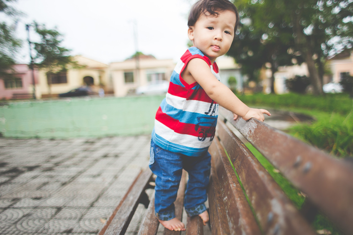 Acompanhamento do bebê Théo, Aline Tomaz Fotografia, Lavras - MG