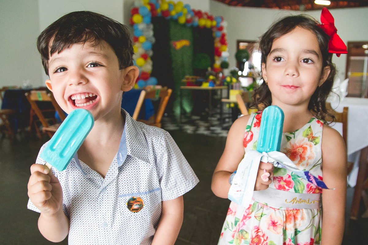 Aline Tomaz Fotografia, Lavras MG, Fotografia de familias, aniversario infantil, buffet, crianças, interativa recreação.