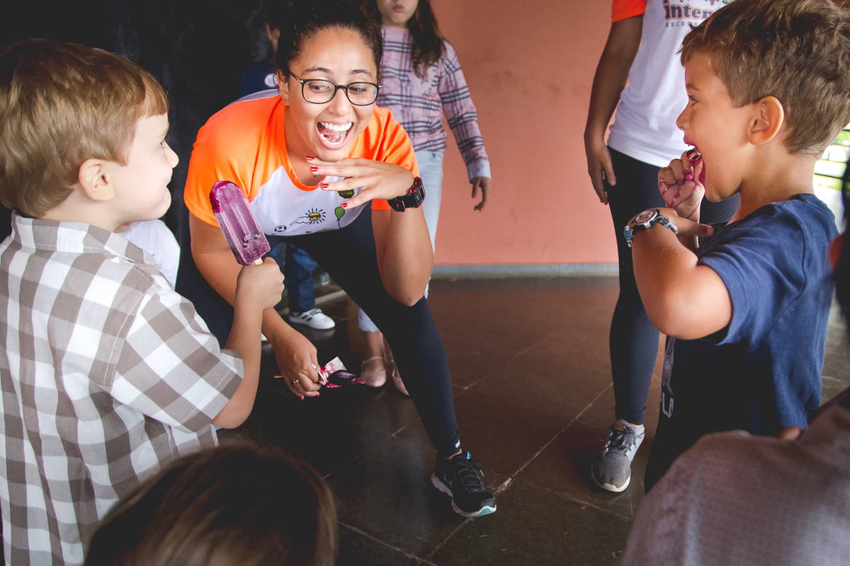 Aline Tomaz Fotografia, Lavras MG, Fotografia de familias, aniversario infantil, buffet, crianças, interativa recreação.