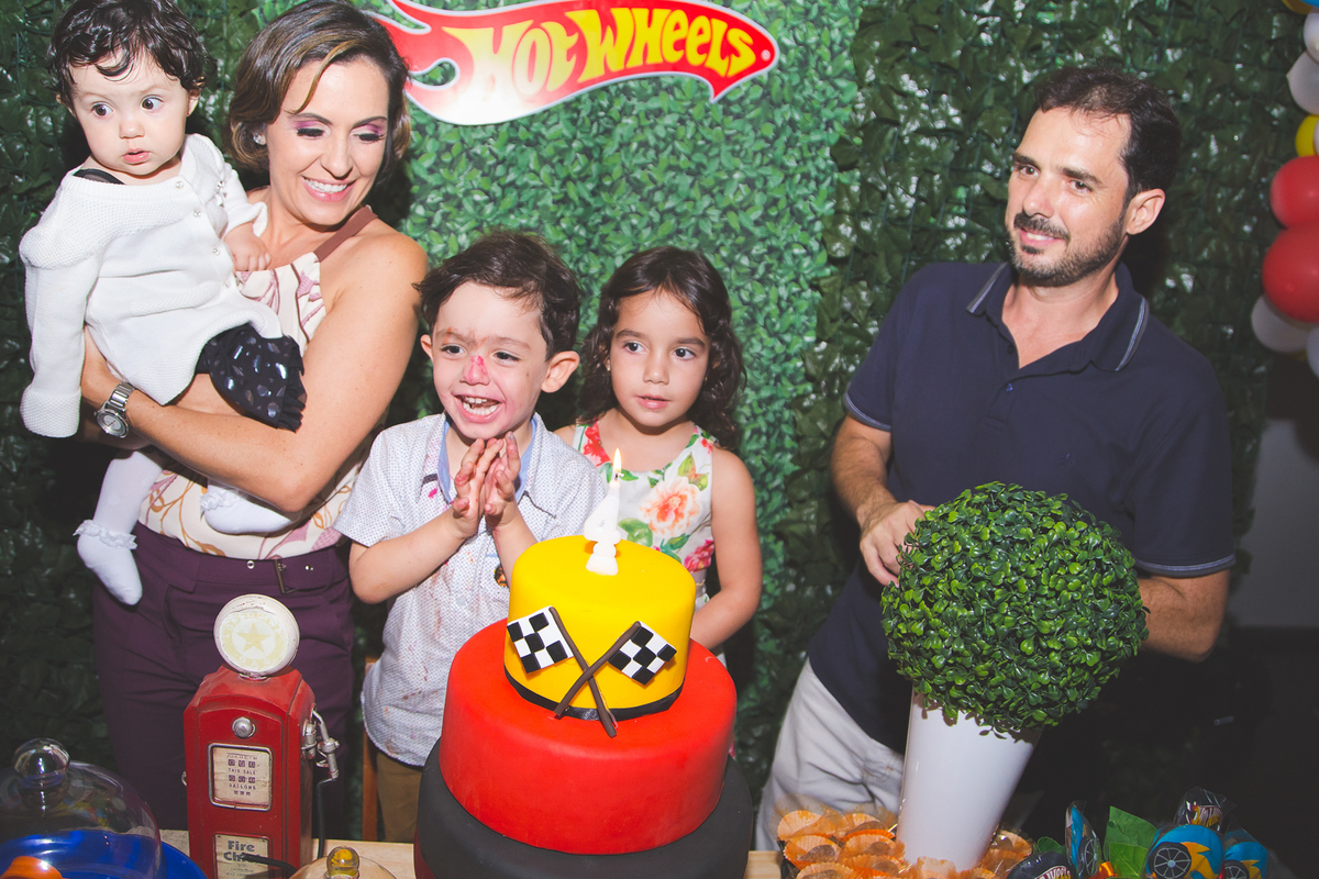 Aline Tomaz Fotografia, Lavras MG, Fotografia de familias, aniversario infantil, buffet, crianças, interativa recreação.