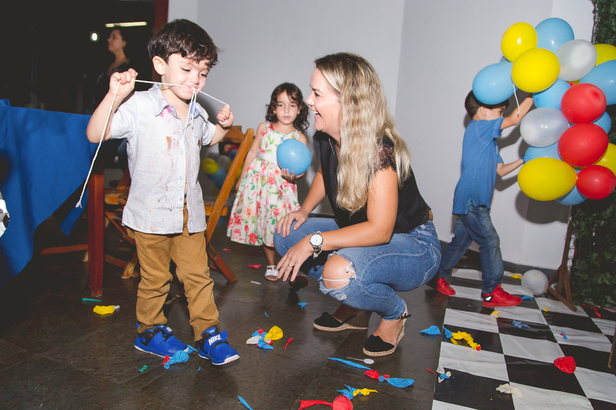 Aline Tomaz Fotografia, Lavras MG, Fotografia de familias, aniversario infantil, buffet, crianças, interativa recreação.