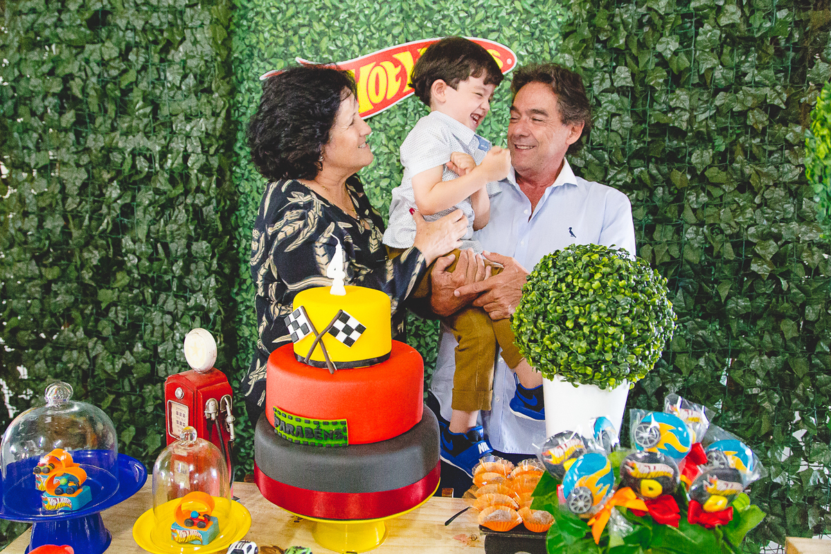 Aline Tomaz Fotografia, Lavras MG, Fotografia de familias, aniversario infantil, buffet, crianças, interativa recreação.