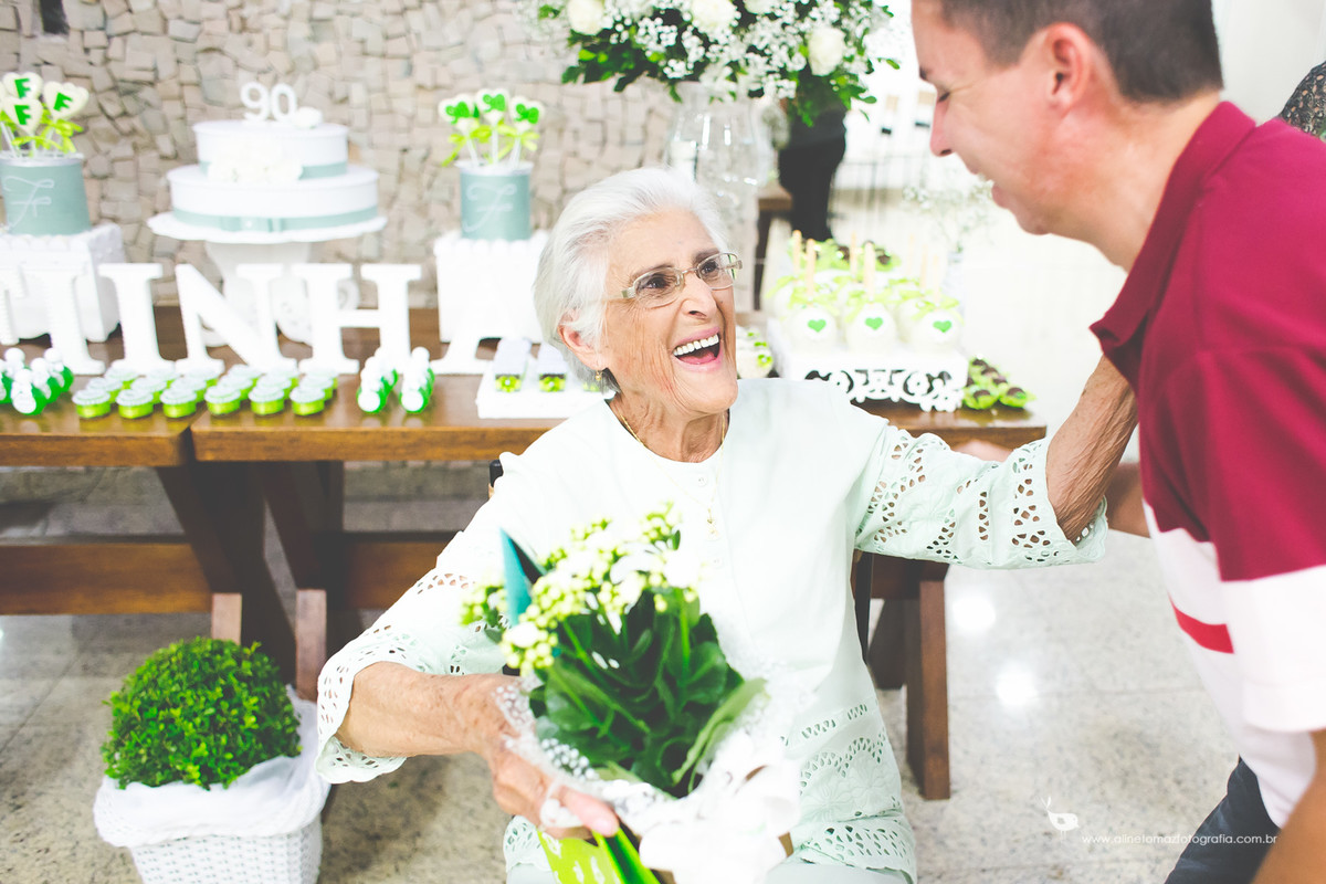 Making Off, Aniversário 90 anos, Perdòes - MG, Melhor Idade, D. Fiinha., Aline Tomaz Fotografia