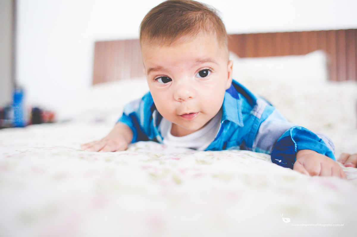 Acompanhamento do bebê, Fotografia de Família.João, Lavras - MG, Aline Tomaz Fotografia.
