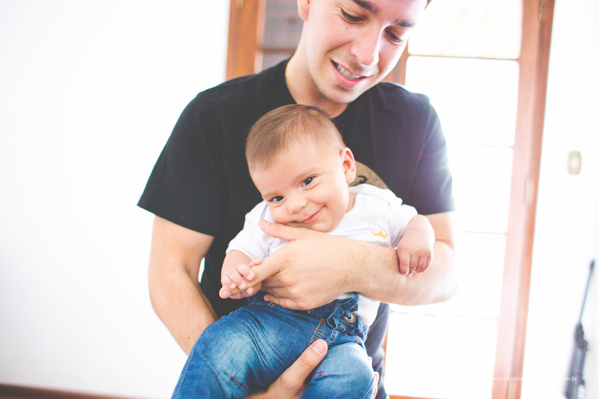 Acompanhamento do bebê, Fotografia de Família.João, Lavras - MG, Aline Tomaz Fotografia.