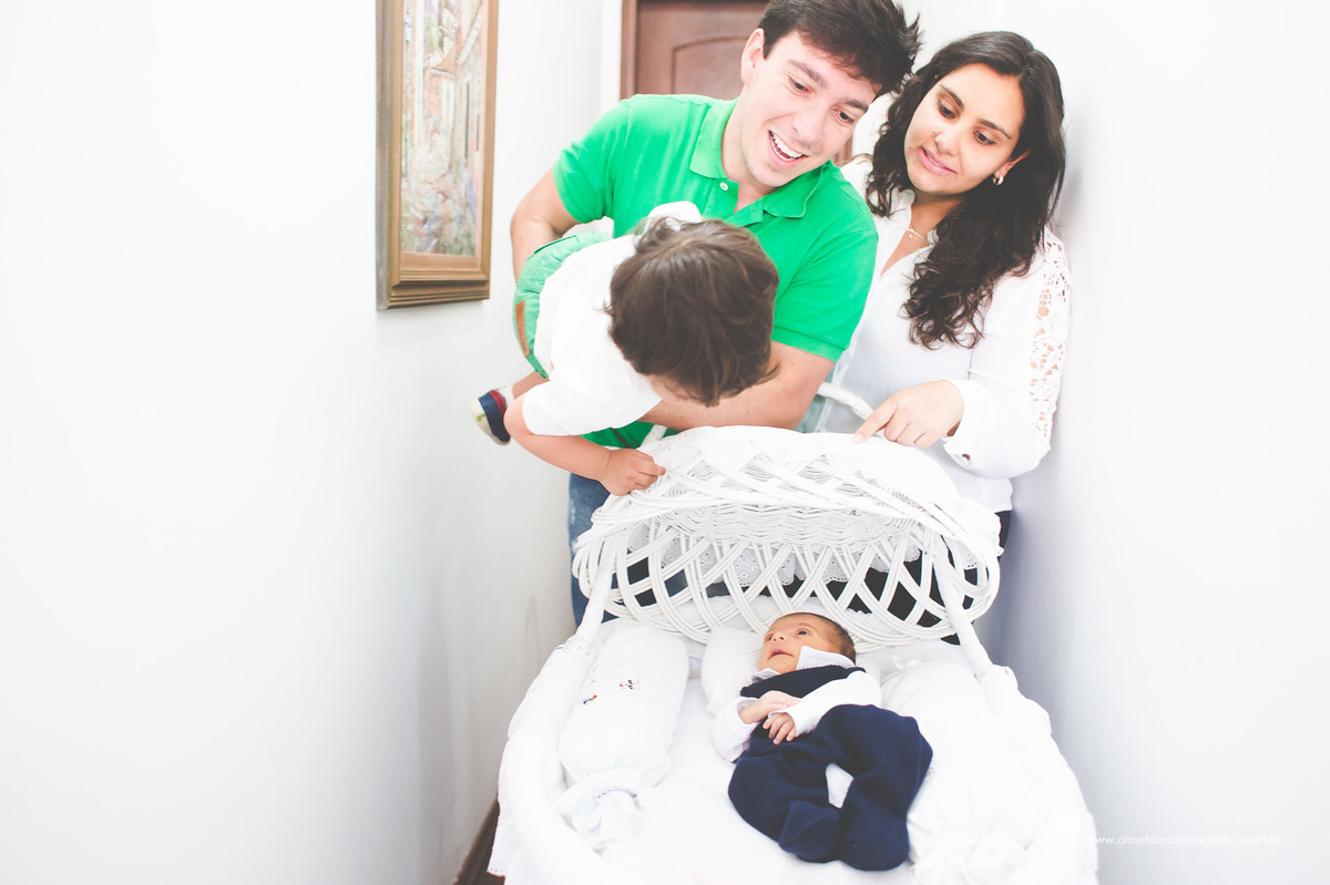 Acompanhamento do bebê, Fotografia de Família.João, Lavras - MG, Aline Tomaz Fotografia.