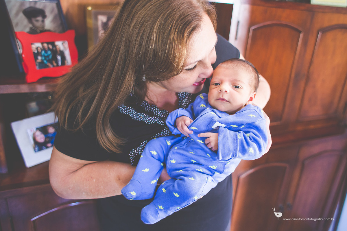 Acompanhamento do bebê, Fotografia de Família.João, Lavras - MG, Aline Tomaz Fotografia.