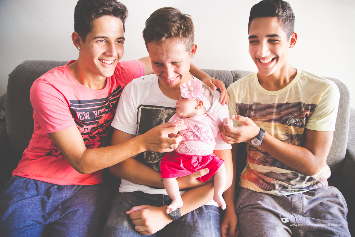 Ensaio Newborn Lifestyle Ensaio Família, Lara e Família, lavras - MG, Aline Tomaz Fotografia