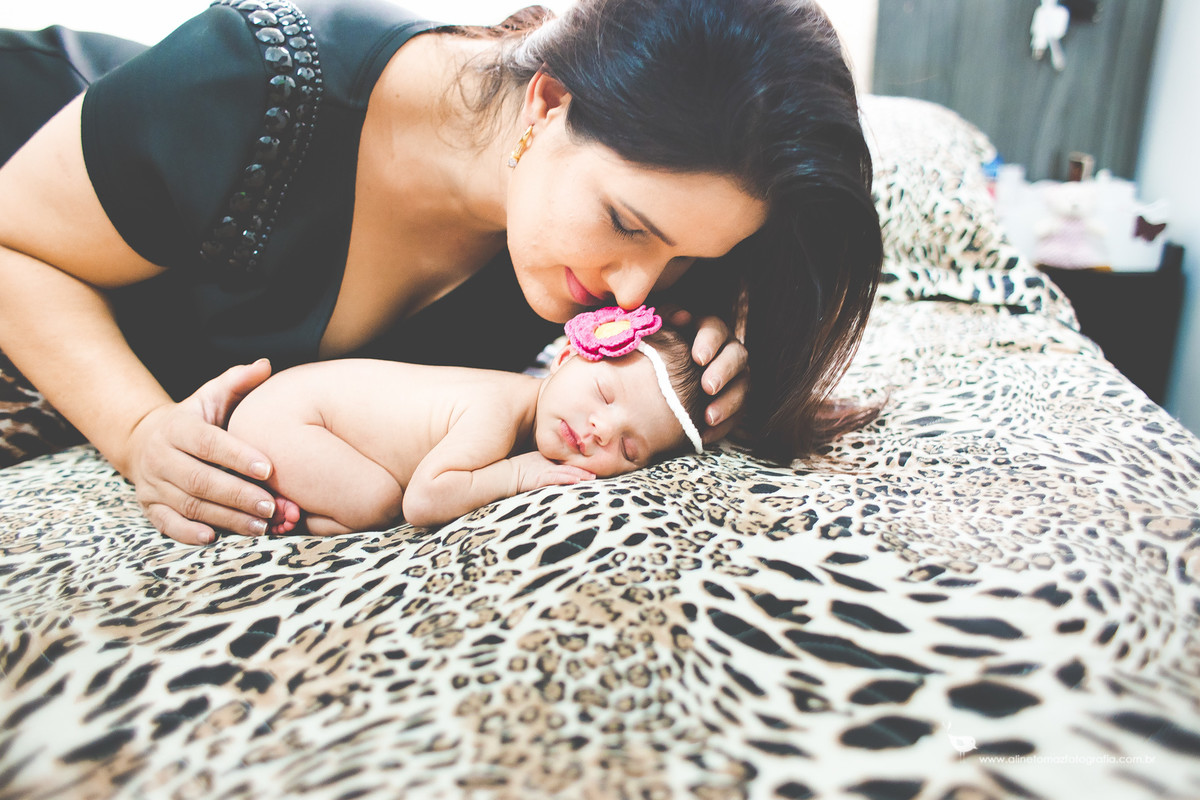 Ensaio Newborn Lifestyle Ensaio Família, Lara e Família, lavras - MG, Aline Tomaz Fotografia