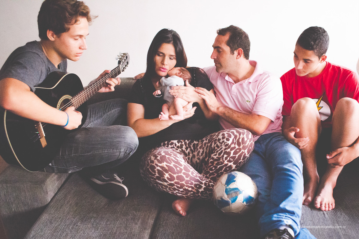 Ensaio Newborn Lifestyle Ensaio Família, Lara e Família, lavras - MG, Aline Tomaz Fotografia