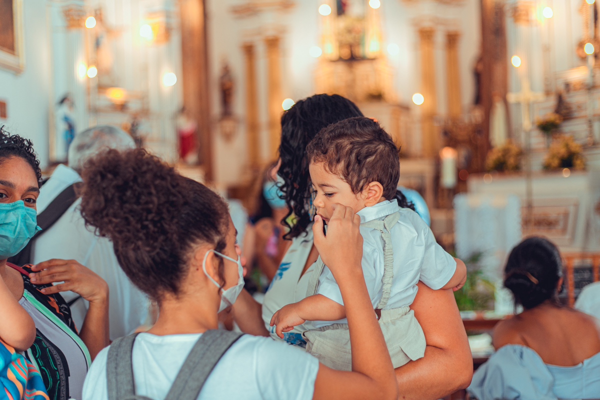 batizado igreja santo antonio da barra batismo foto fotografia fotografo fotografa salvador senhoritas ladeira documental familia 