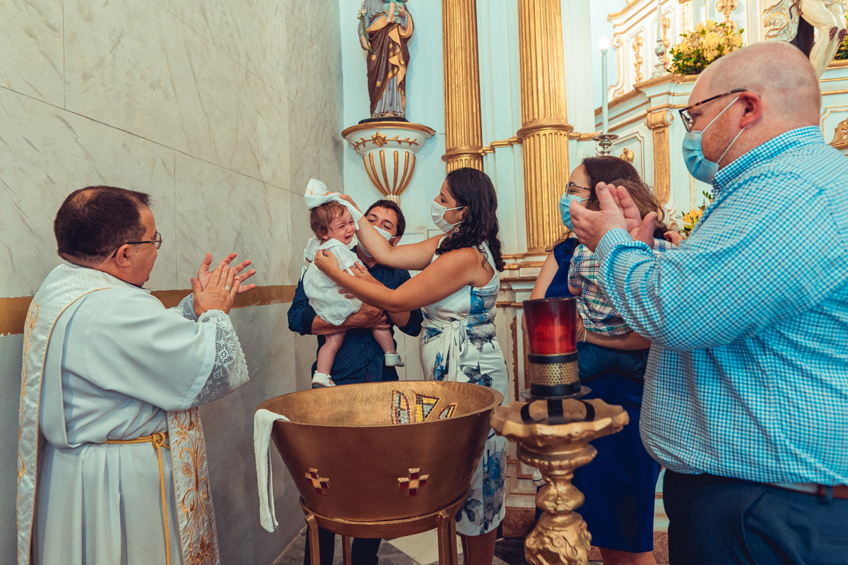 batizado igreja santo antonio da barra batismo foto fotografia fotografo fotografa salvador senhoritas ladeira documental familia 