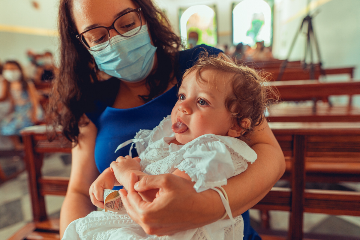 batizado igreja santo antonio da barra batismo foto fotografia fotografo fotografa salvador senhoritas ladeira documental familia 