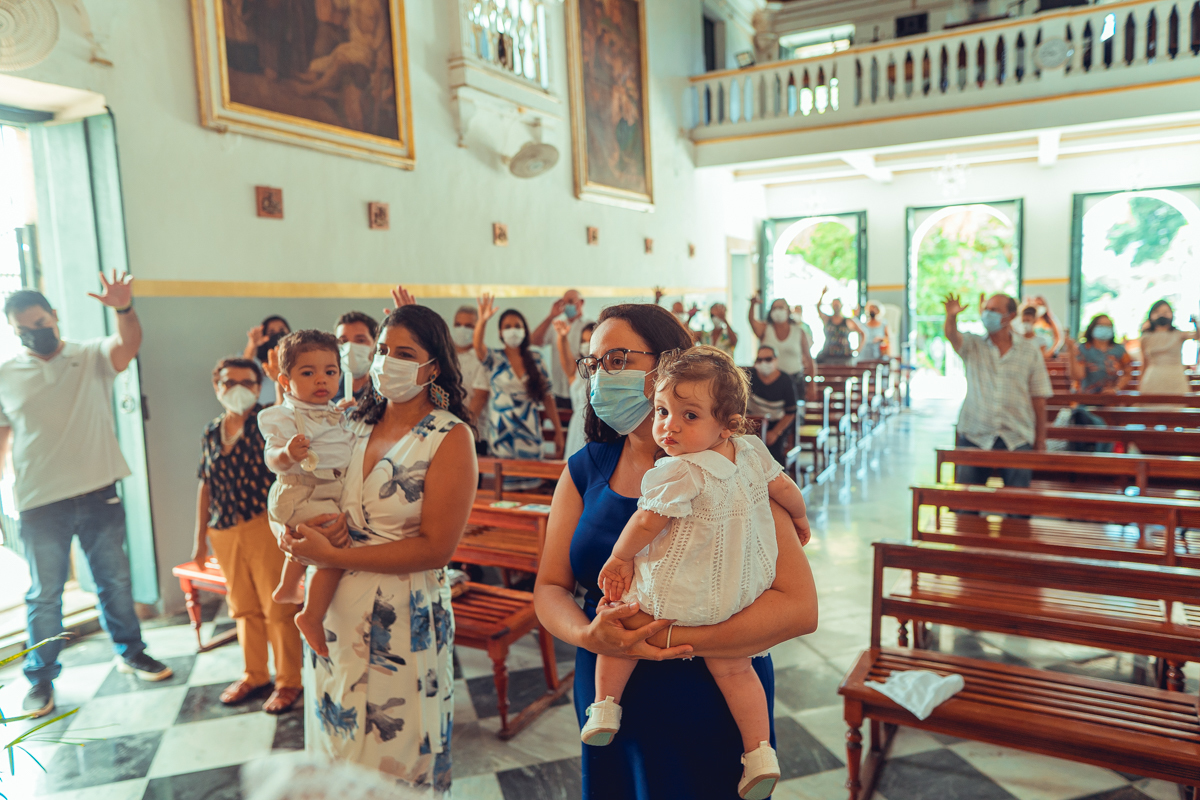 batizado igreja santo antonio da barra batismo foto fotografia fotografo fotografa salvador senhoritas ladeira documental familia 