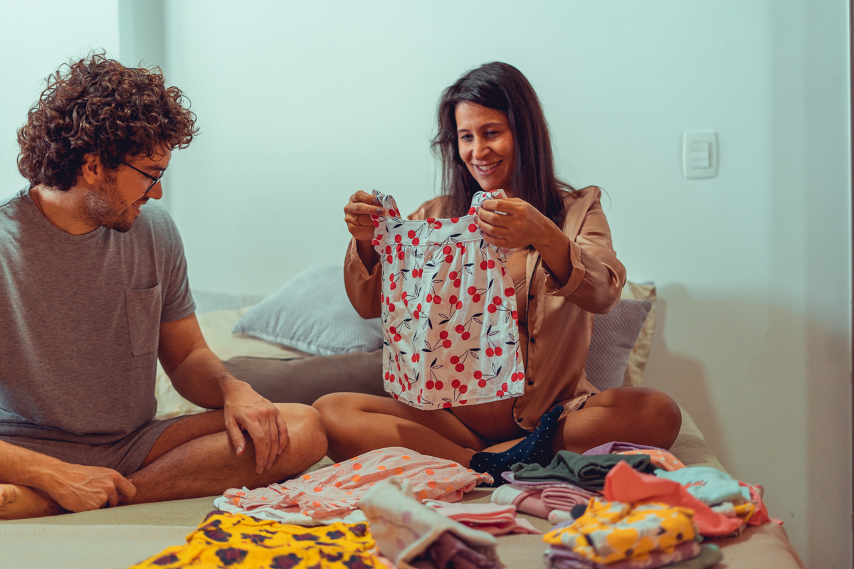 ensaio gestante lifestyle salvador senhoritas fotografia fotografa fotografo gravida em casa documental espontaneo enxoval