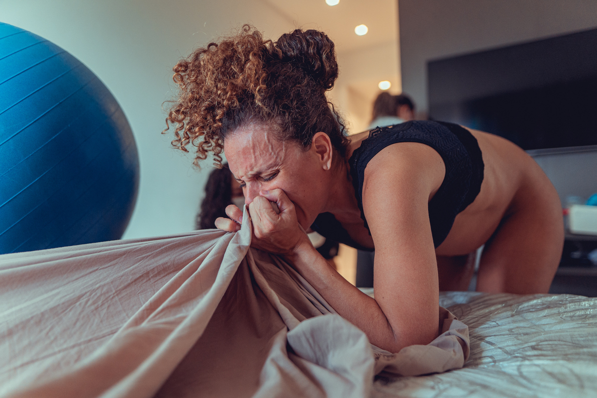 parto domiciliar em casa natural humanizado sobreparto tanila salvador fotografia foto video doula banheira piscina