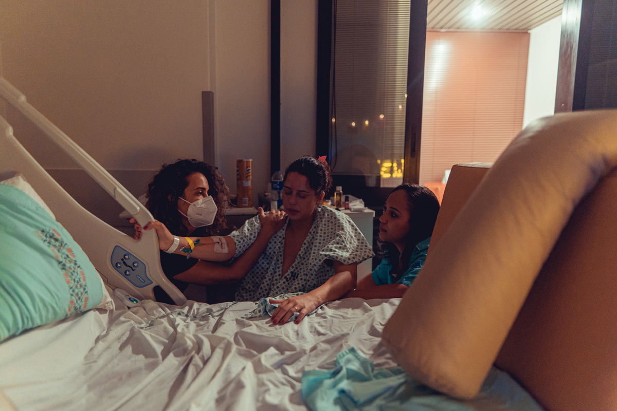 iluminare obstare parto normal hospital aliança natural humanizado adriana monteiro rodrigo lemos salvador doula nascimento senhoritas fotografia foto fotografa 